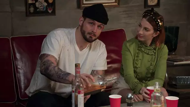 Younger - 7x06 - 'The F Word' Sneak Peek